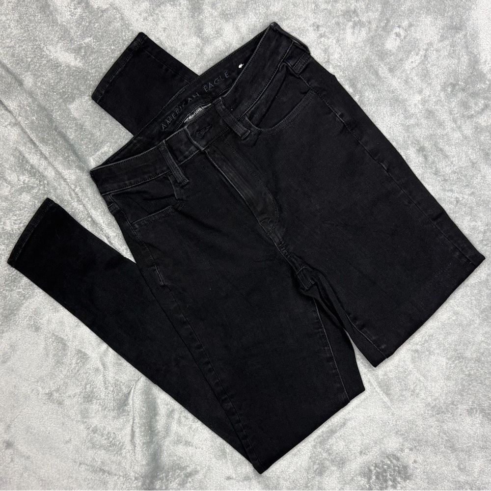 American Eagle Outfitters Women's Black High Rise Jeans